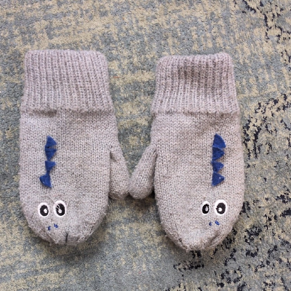 Cat & Jack Gray Mittens with Blue Dinosaur Spikes